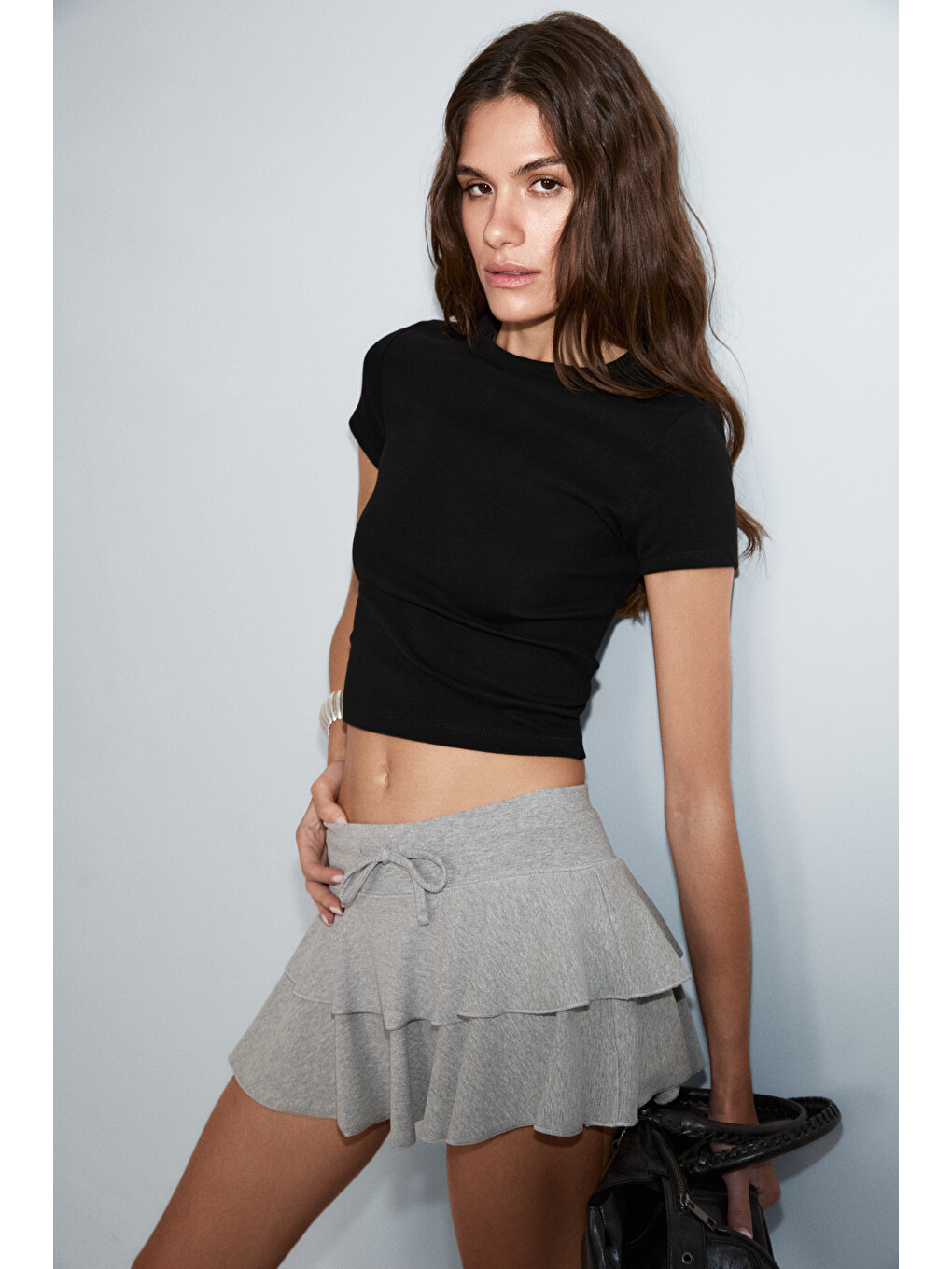 Zolen Kadın Yumuşak Ve Esnek Kumaşlı Organik Pamuklu Kısa Kollu Crop Siyah T-shirt-2