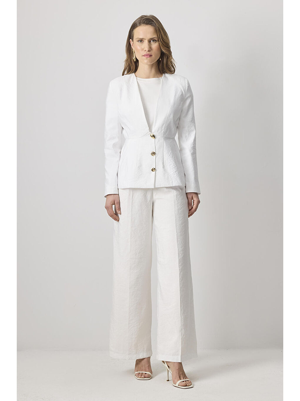 Beyaz Metal Düğmeli Kupra Ceket-1