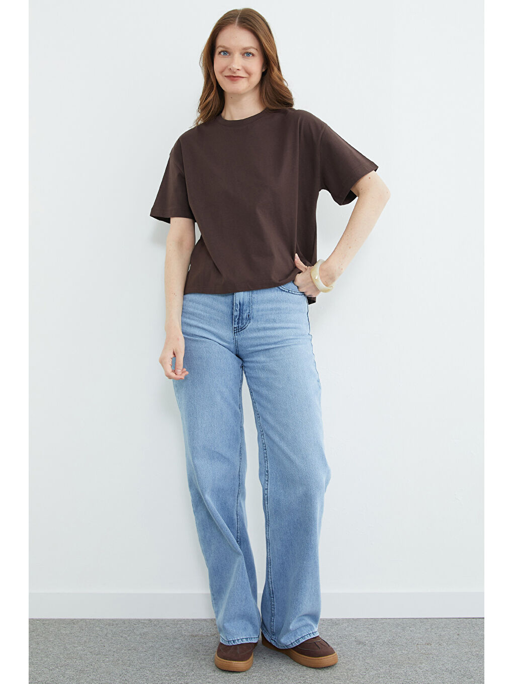 Kahverengi Basic Bisiklet Yaka Crop Tişört-2