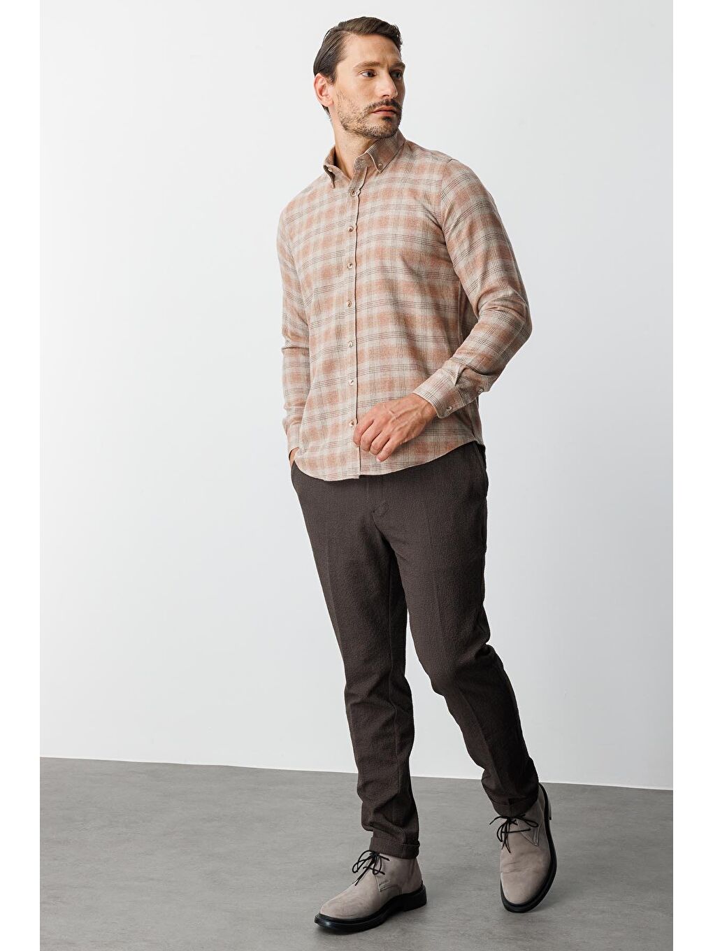 Kahverengi Kiremit Dynamic Fit Düğmeli Yaka Ekose Uzun Kollu Pamuklu Gömlek-6