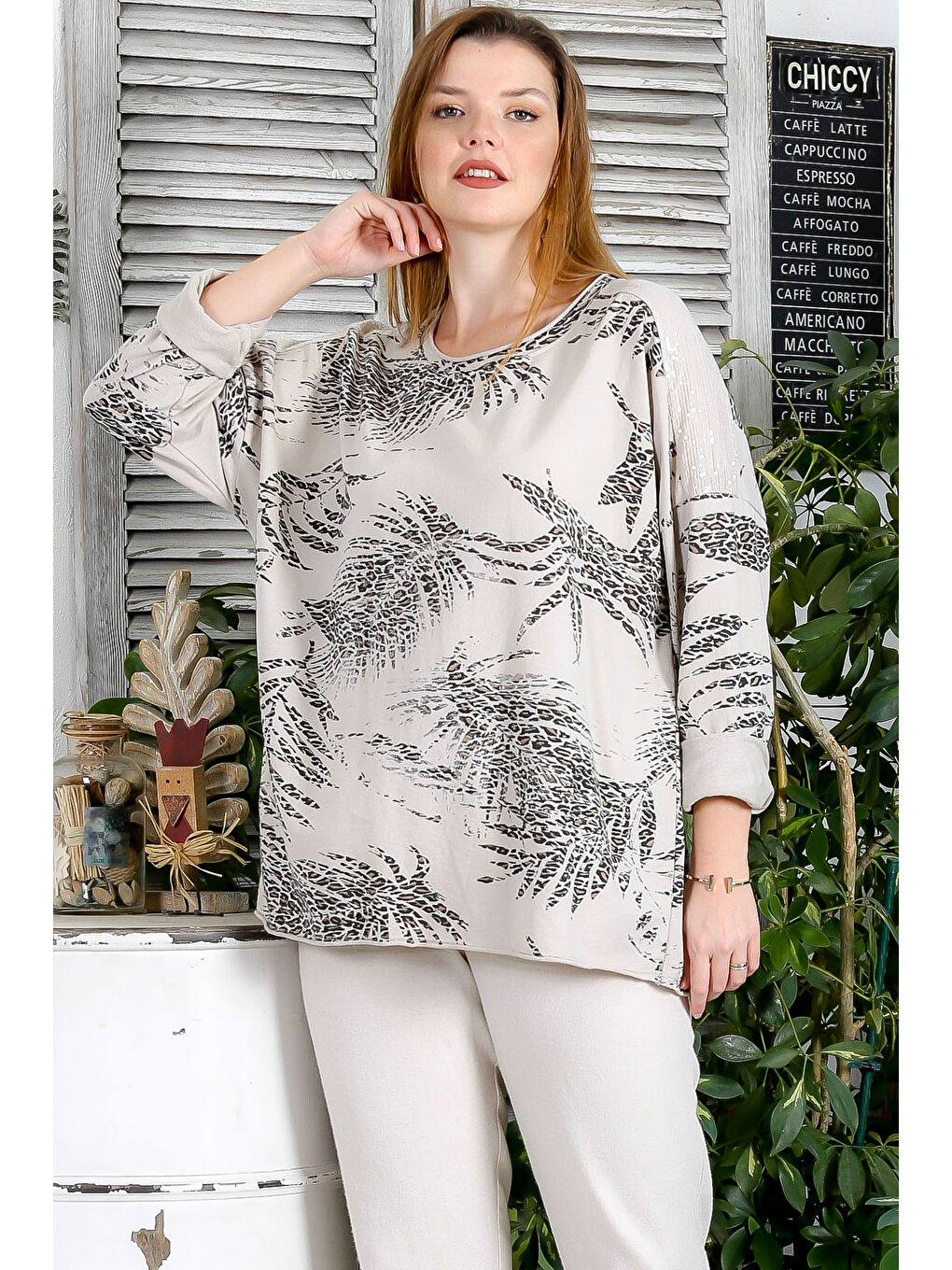 İtalyan Bej Yuvarlak Yaka Uzun Kol Pul Payetli Baskılı 2 İplik Şardonsuz Casual Örme Bluz-2