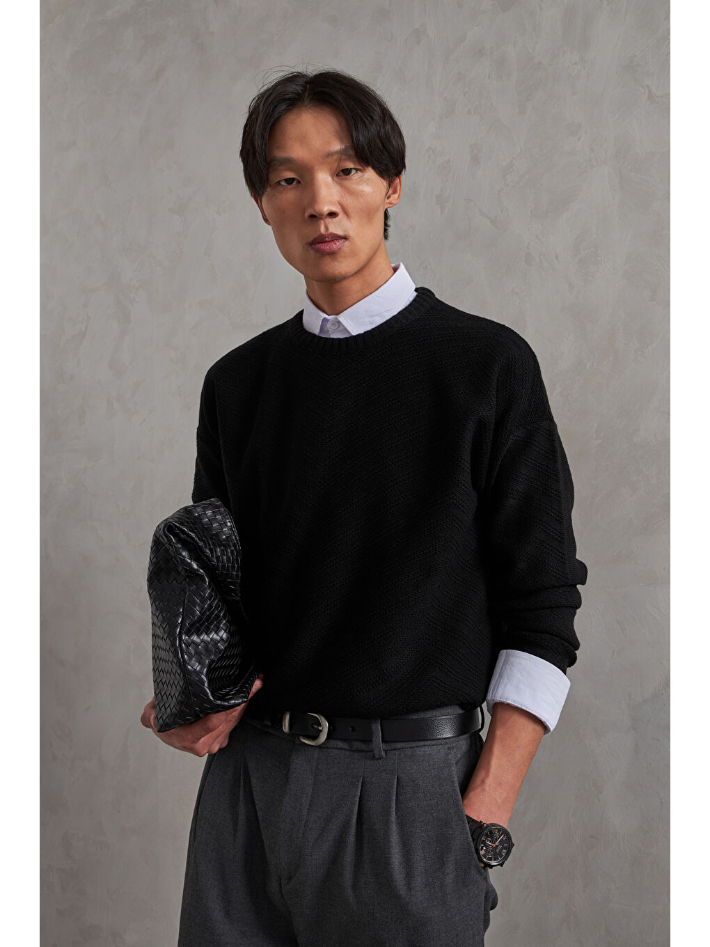 Siyah Erkek Bisiklet Yaka Oversize Ters Örgü Desen Kazak