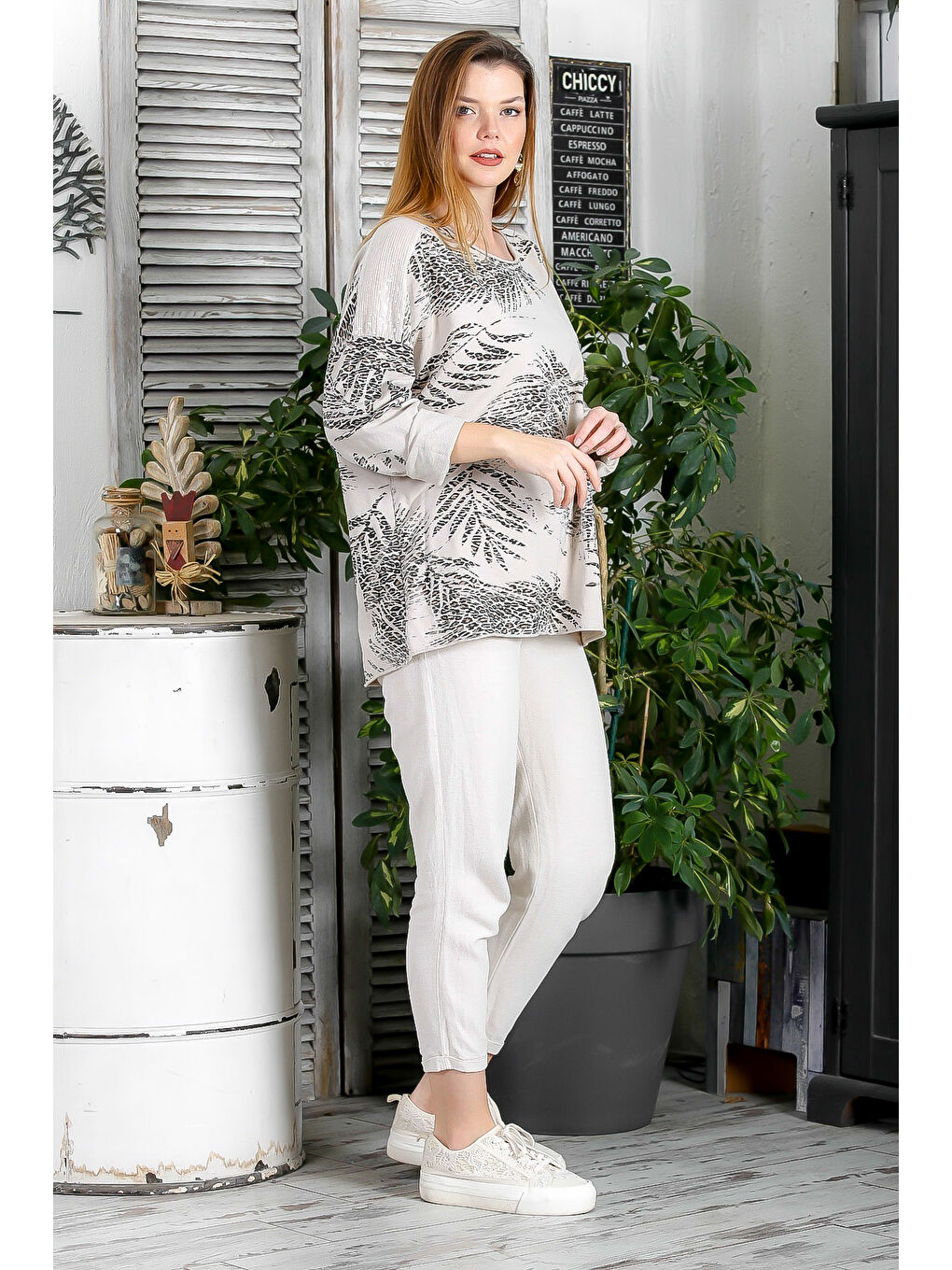 İtalyan Bej Yuvarlak Yaka Uzun Kol Pul Payetli Baskılı 2 İplik Şardonsuz Casual Örme Bluz-5