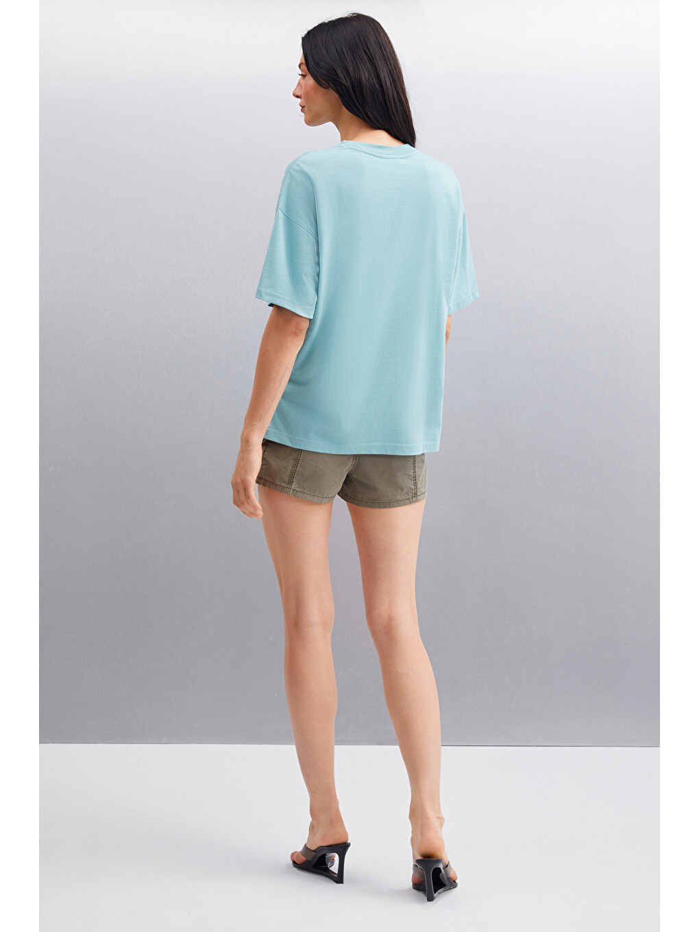 Yeşil Jemmy Kadın %100 Organik Pamuk Relaxed Fit Yırtmaçlı Yuvarlak Yakalı YEŞİL T-Shirt-4