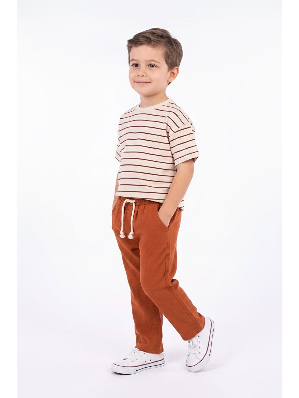 Kahverengi Müslin Pantolon Süprem Tişört 2li Takım-1