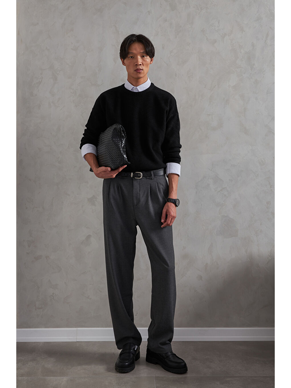 Siyah Erkek Bisiklet Yaka Oversize Ters Örgü Desen Kazak-2