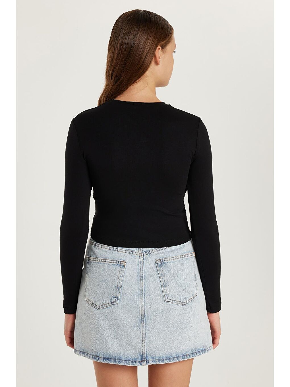 Kadın Slim Fit Dar Kesim Bisiklet Yaka Siyah Bluz-4