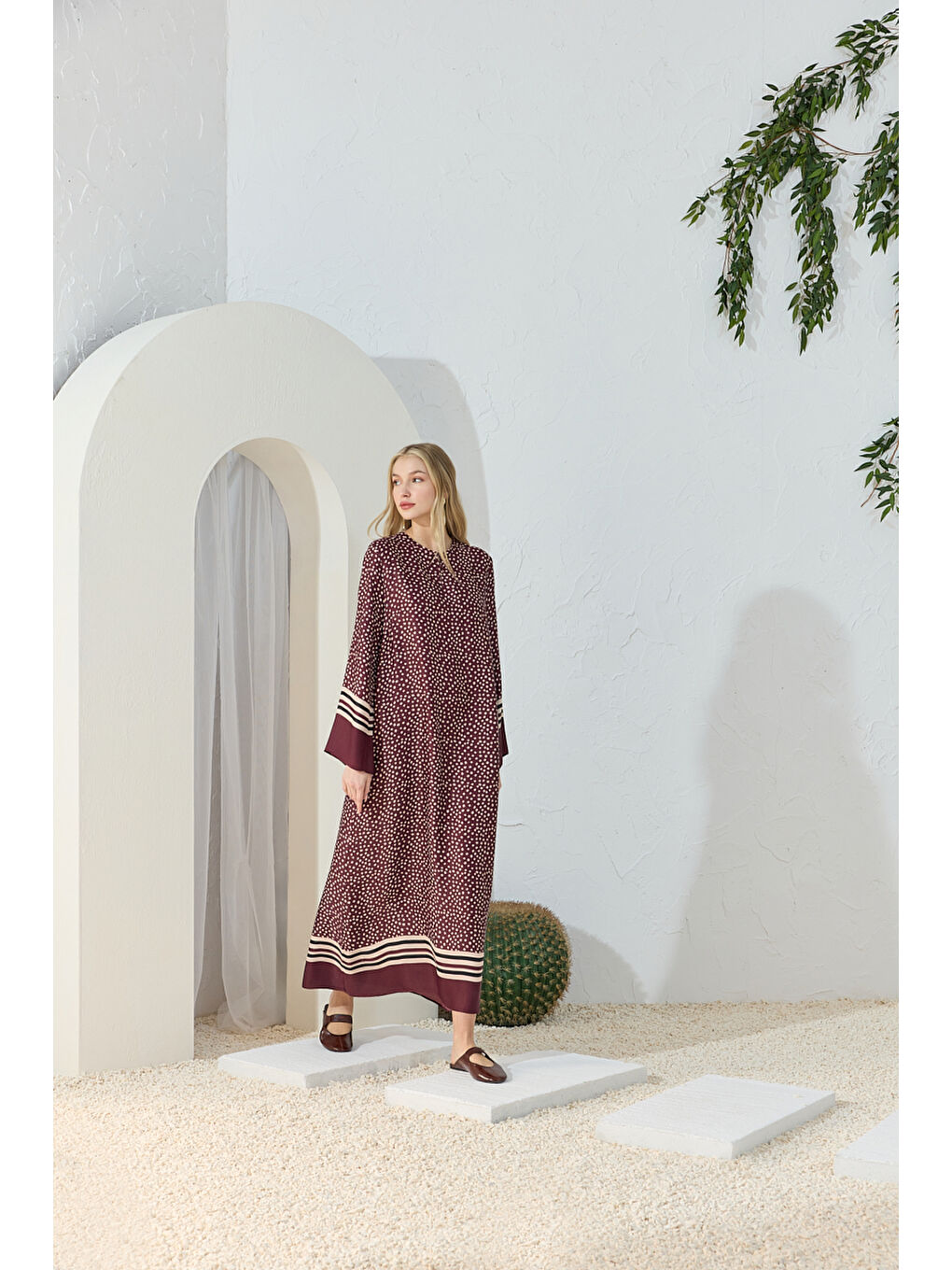 Bordo Desenli Bisiklet Yaka Elbise