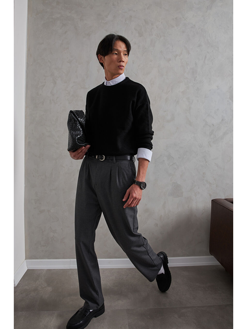 Siyah Erkek Bisiklet Yaka Oversize Ters Örgü Desen Kazak-4