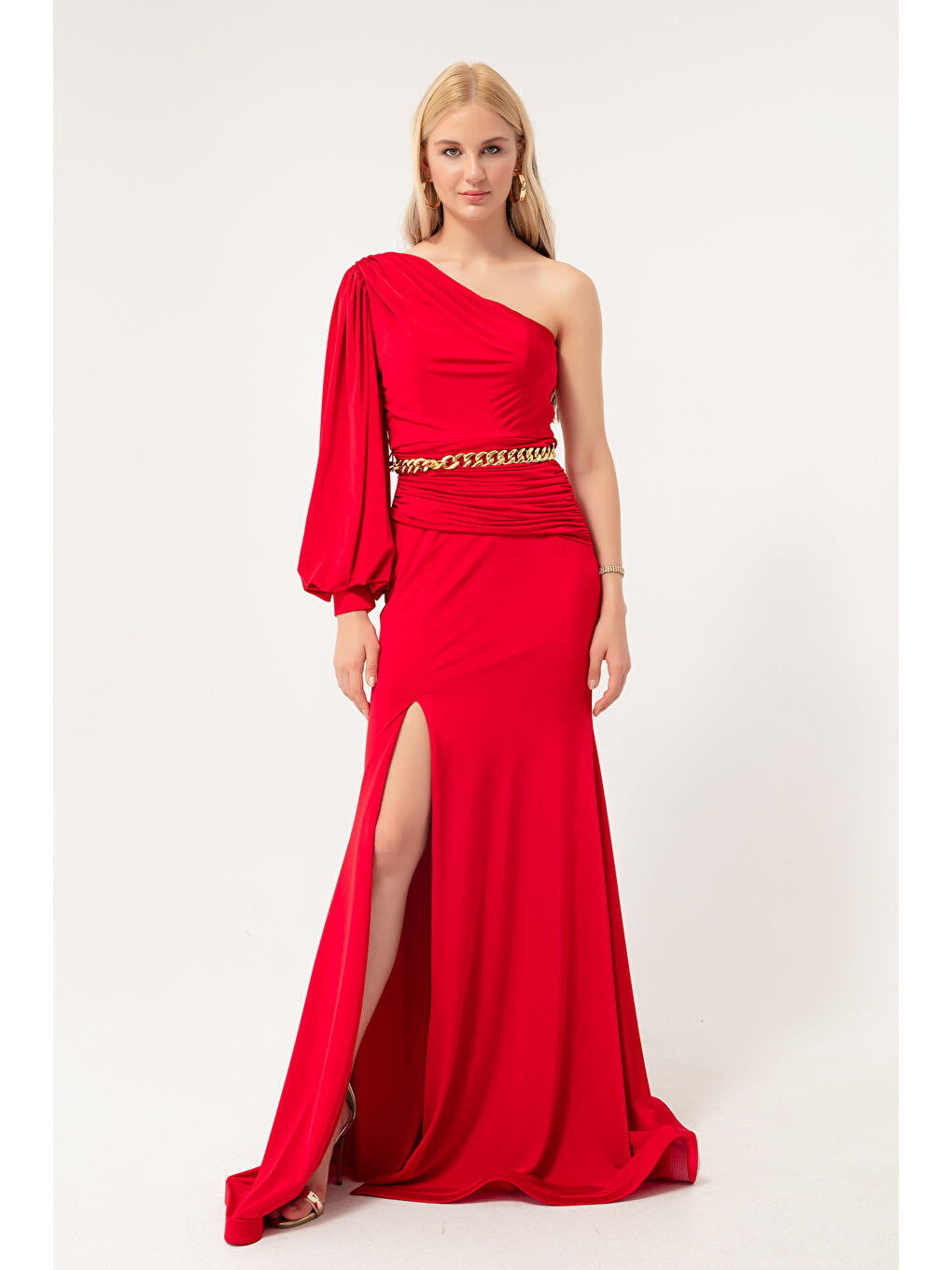Kadın Kırmızı Tek Omuzlu Zincirli Uzun Abiye Elbise-1