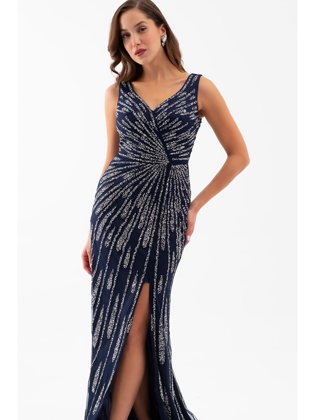 Kadın Lacivert Kolsuz V Yaka Yırtmaçlı Uzun Taşlı Balık Abiye-2