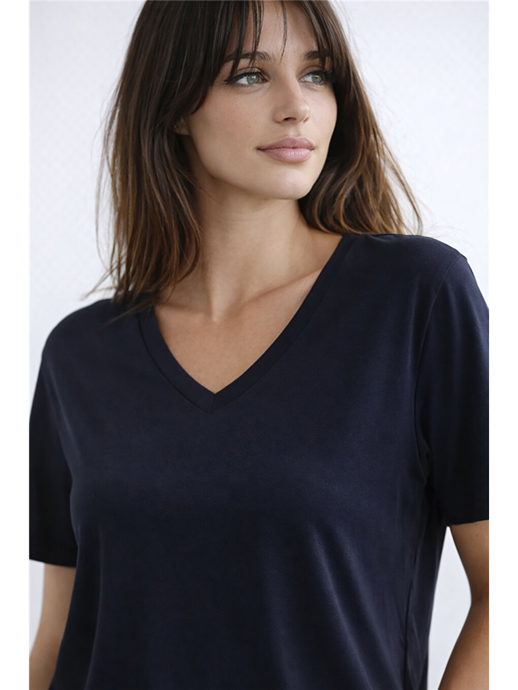 Lacivert Standart Fit V Yaka Kısa Kollu Kadın Bluz 26Y0021K1-2