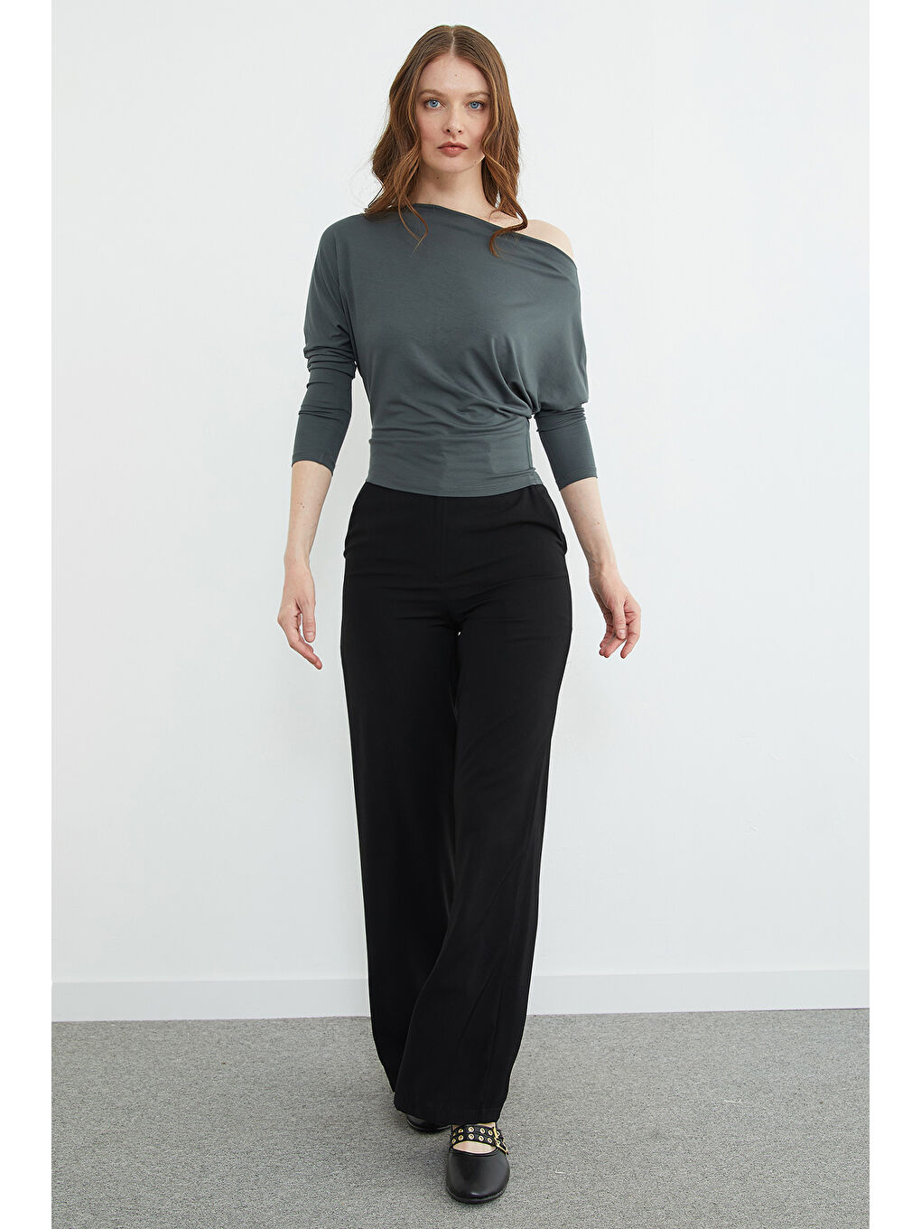 Haki Basic Kayık Yaka Yarasa Kol Bluz-3