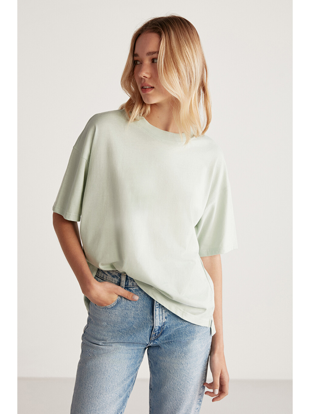 Yeşil Jemmy Kadın %100 Organik Pamuk Relaxed Fit Yırtmaçlı Yuvarlak Yakalı MİNT YEŞİL T-Shirt-2