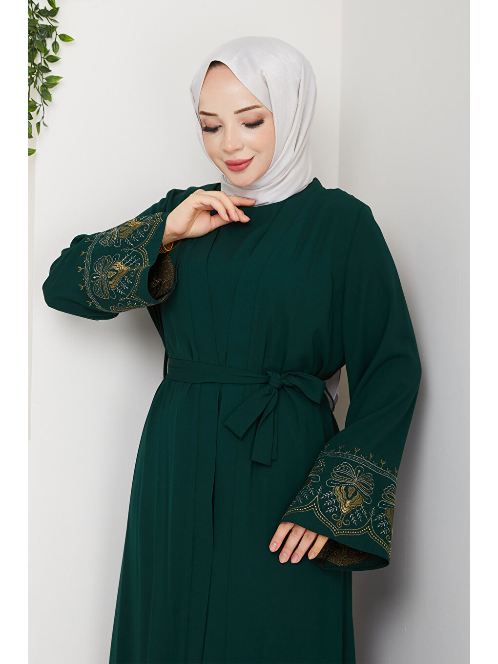 Nakışlı İç Elbiseli Abaya Takım TSD250197 Zümrüt Yeşili-1