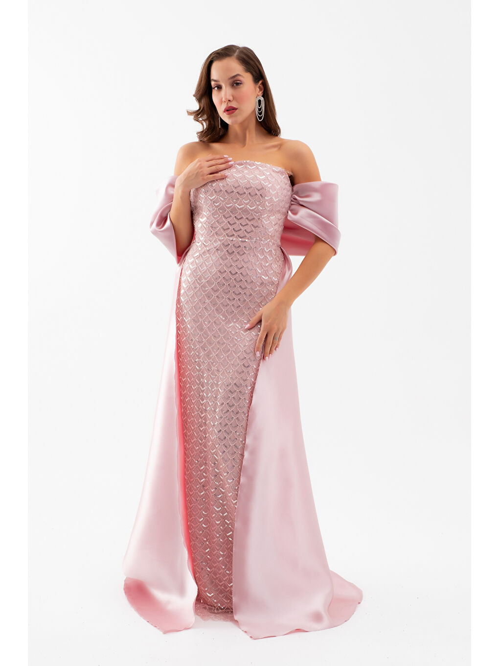 Pembe Kadın Pudra Straplez Boncuklu Saten Kuyruklu Uzun Abiye-1