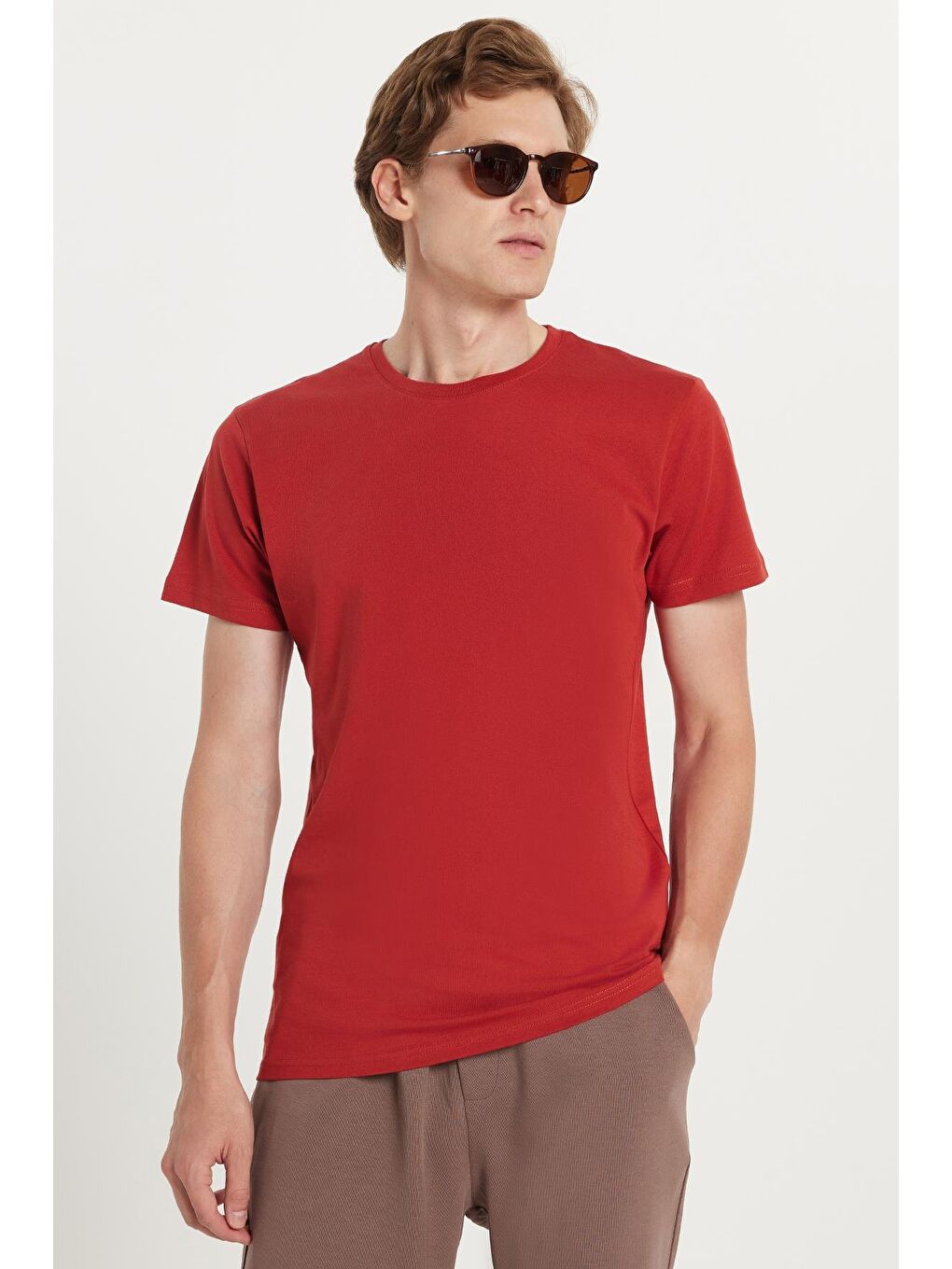 Kahverengi Unisex Slim Fit Dar Kesim %100 Pamuk Yumuşak Dokulu Kiremit Bisiklet Yaka Tişört-1