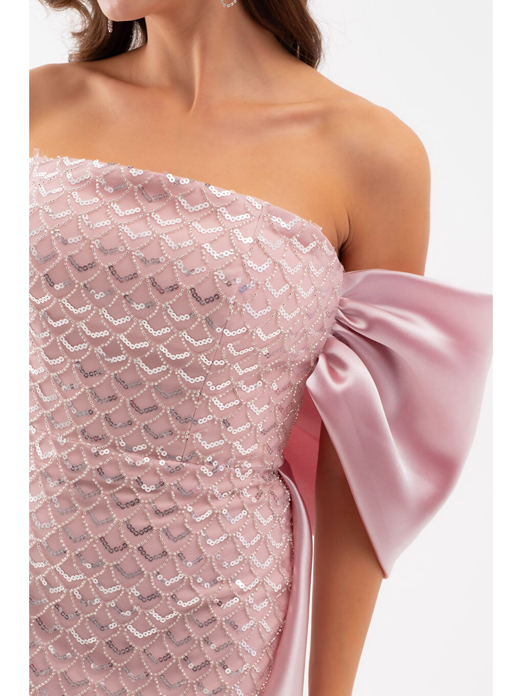Pembe Kadın Pudra Straplez Boncuklu Saten Kuyruklu Uzun Abiye-3