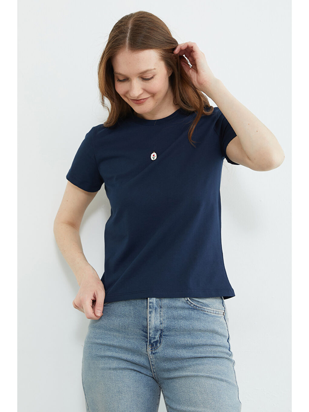 Lacivert Metal Aksesuarlı Bisiklet Yaka Tişört-2