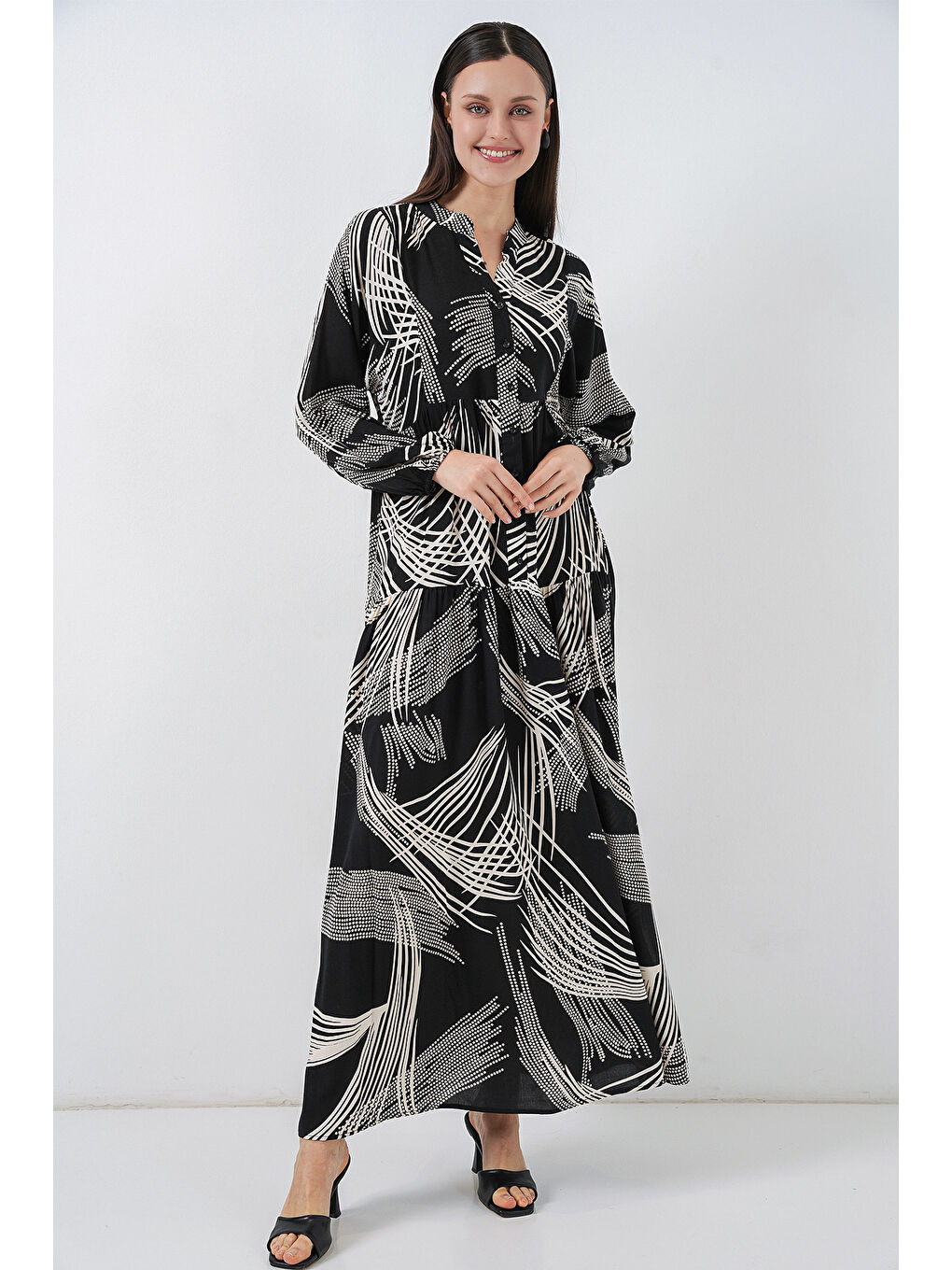 Kadın Desenli Uzun Tesettür Elbise 2585 - M.Siyah-3