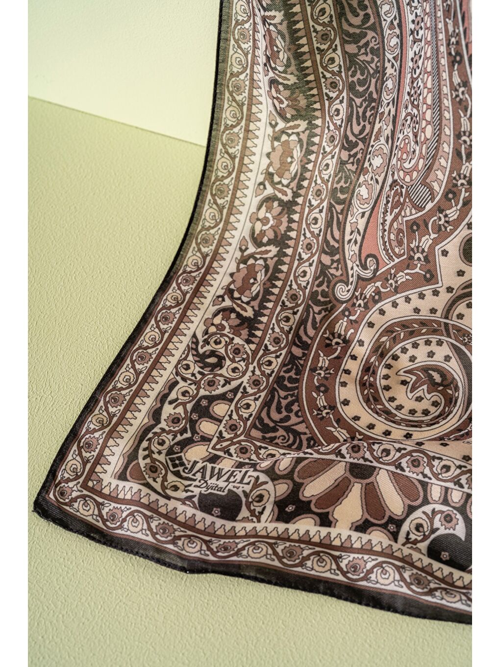 Siyah Kadın Etnik Desen Soft Tlos Şal-1