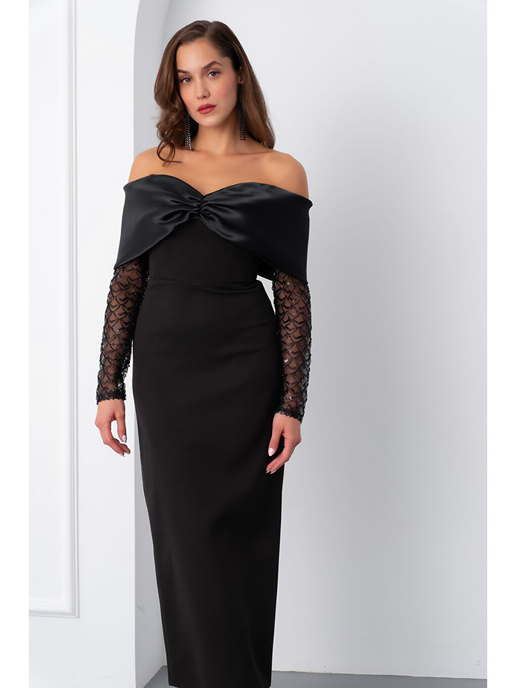 Kadın Siyah Kol Detaylı Fiyonklu Söz Nişan Nikah Abiye Elbise-2