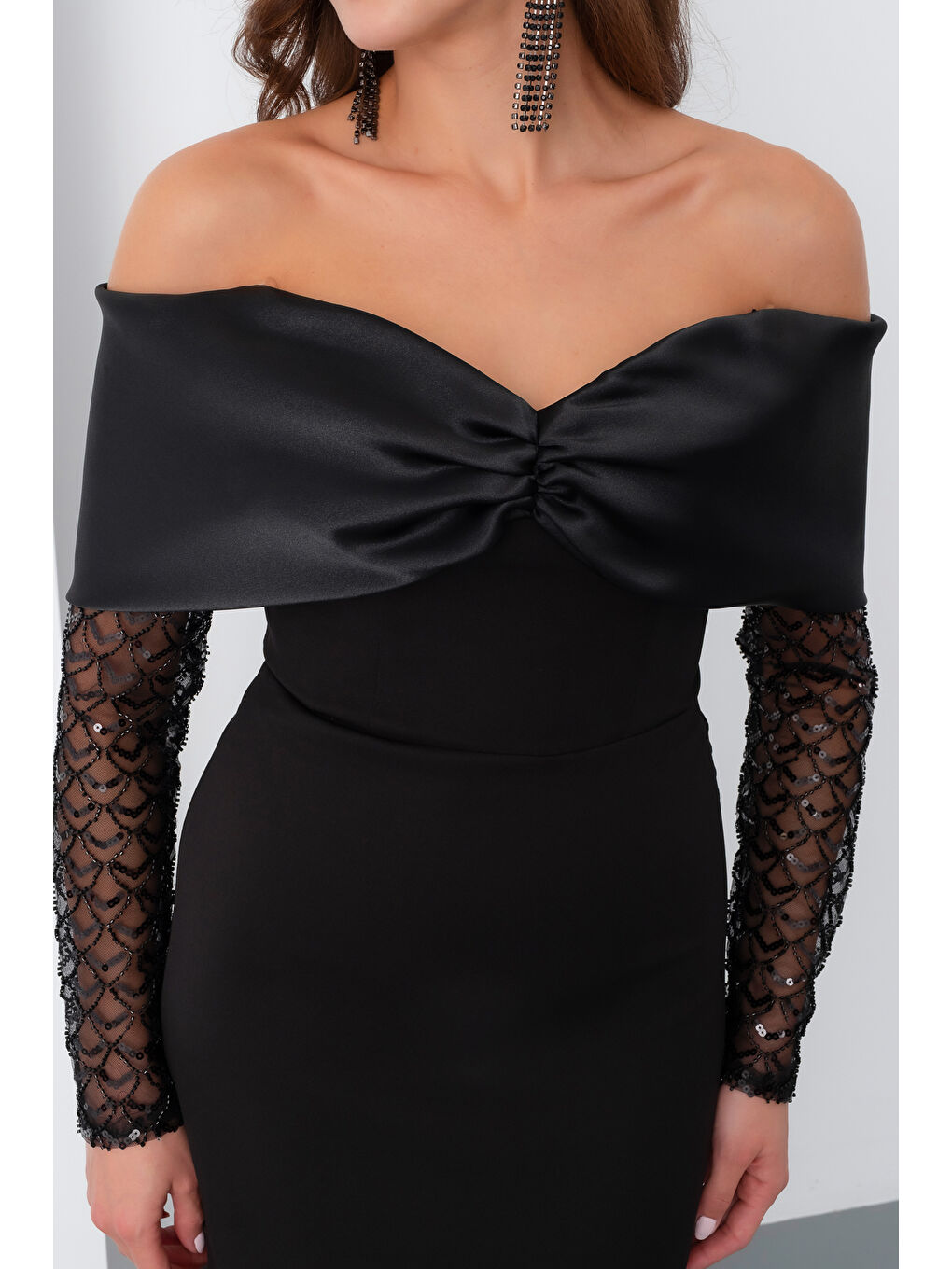 Kadın Siyah Kol Detaylı Fiyonklu Söz Nişan Nikah Abiye Elbise-4