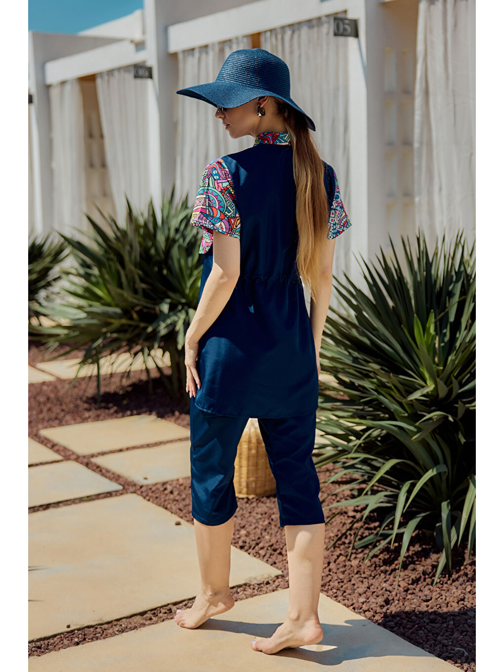 Siyah Önü Kapaklı Paraşüt Kısa Kollu Yarı Kapalı Mayo Nurel R2602-3