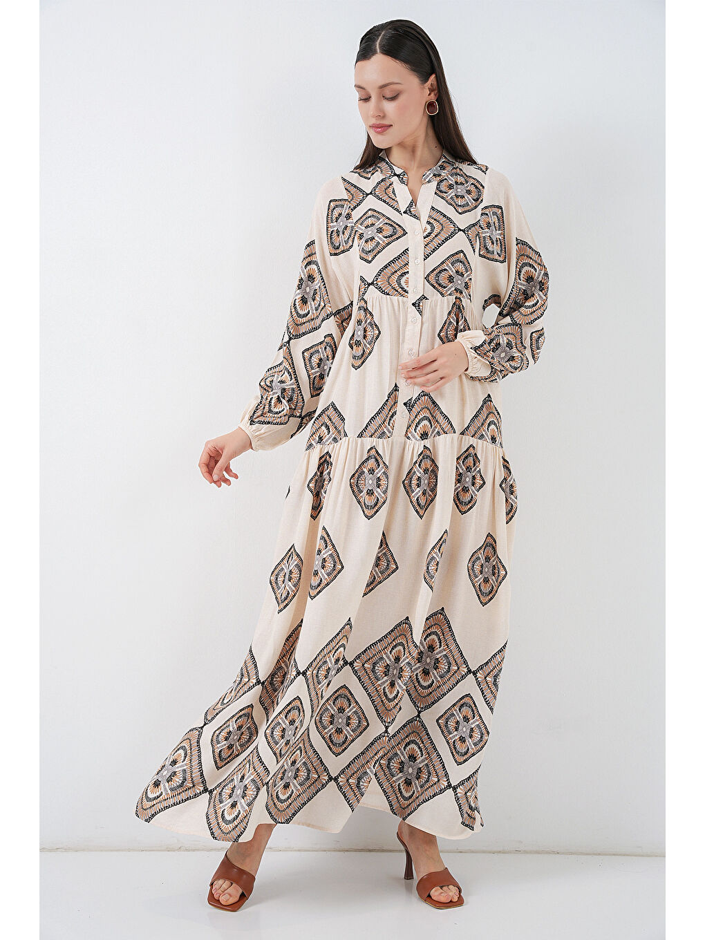 Kadın Desenli Uzun Tesettür Elbise 2585 - Ekru-1