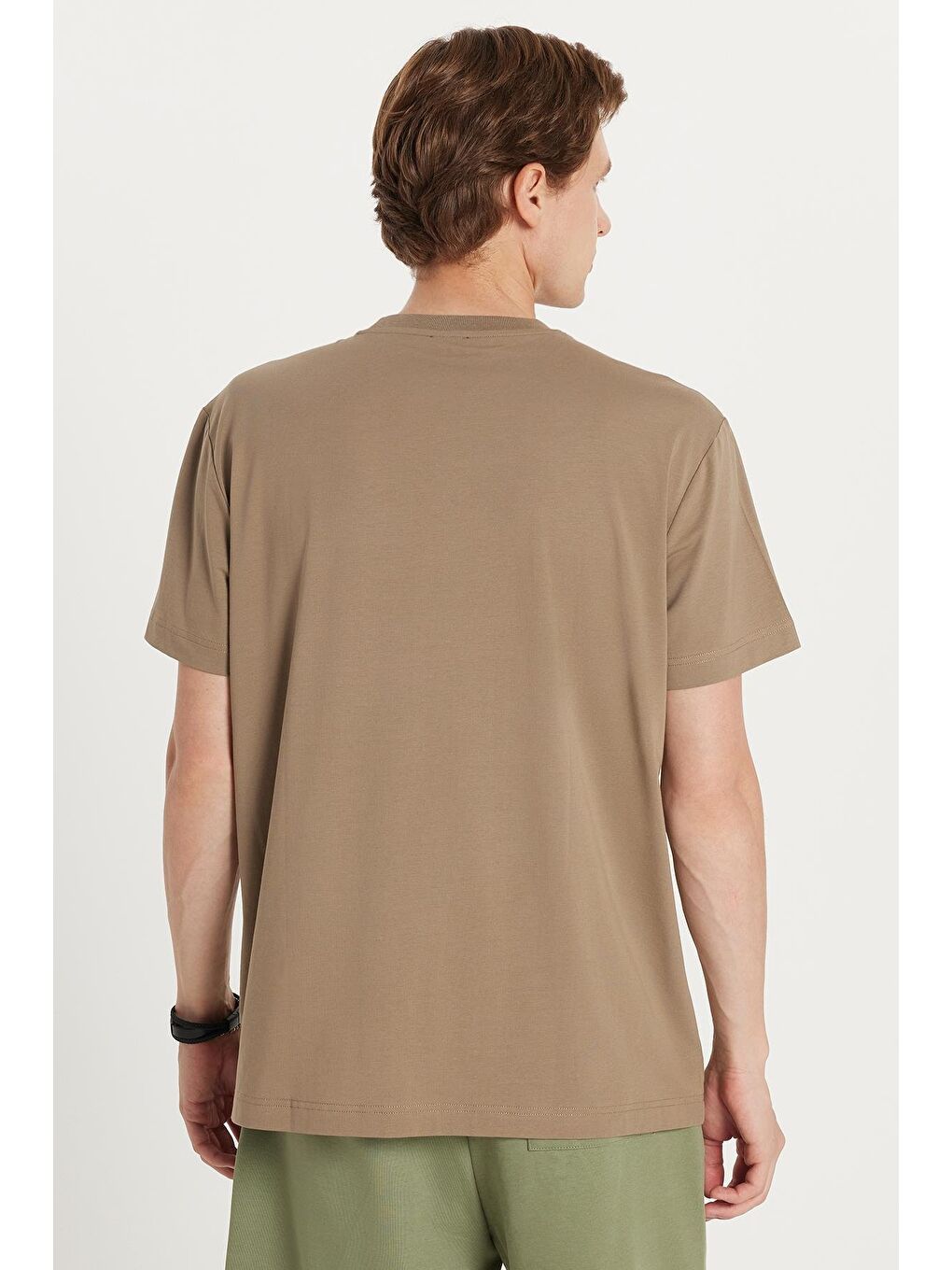 Relax Fit Rahat Kesim Pamuklu Ön Baskı Detaylı Bisiklet Yaka Kahverengi Erkek Tişört-4