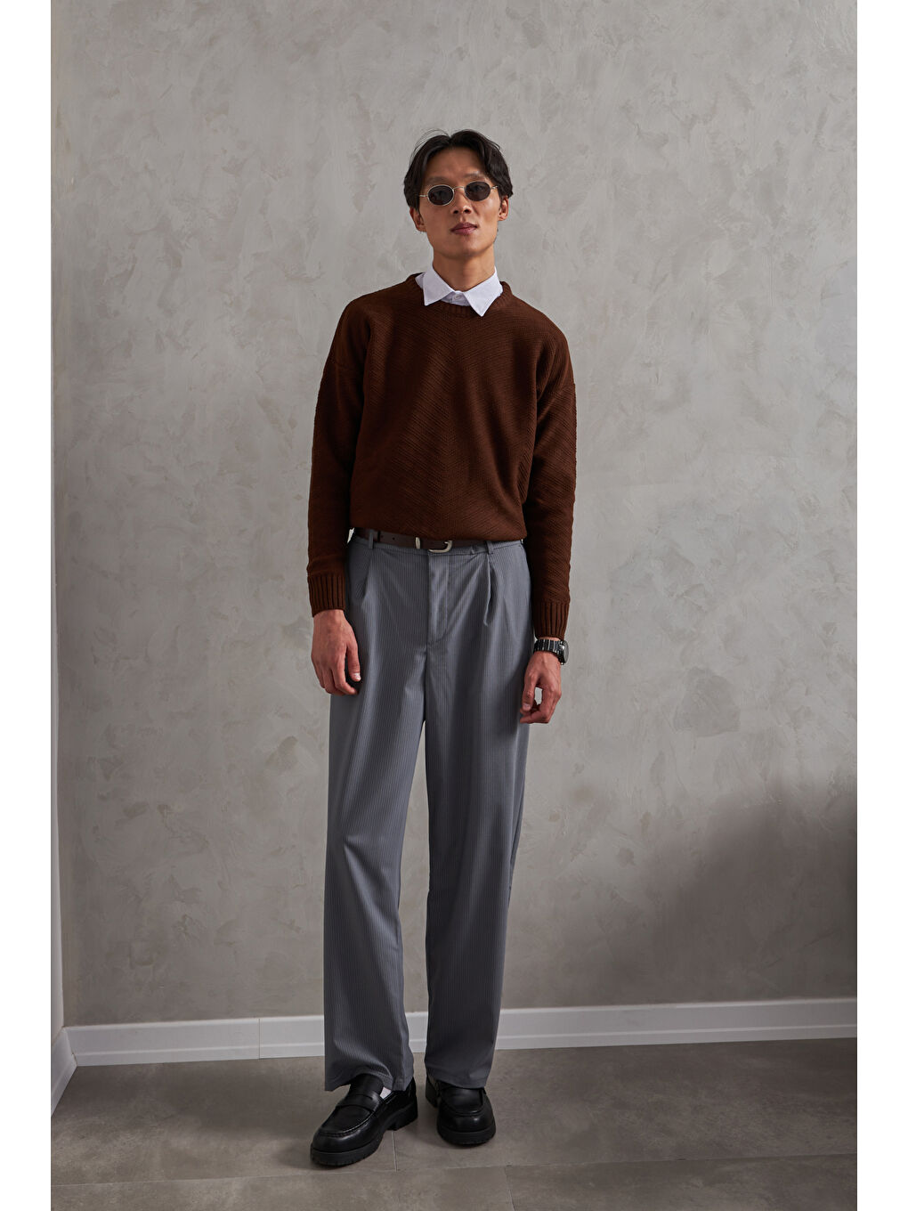 Kahverengi Erkek Bisiklet Yaka Oversize Ters Örgü Desen Kazak-4