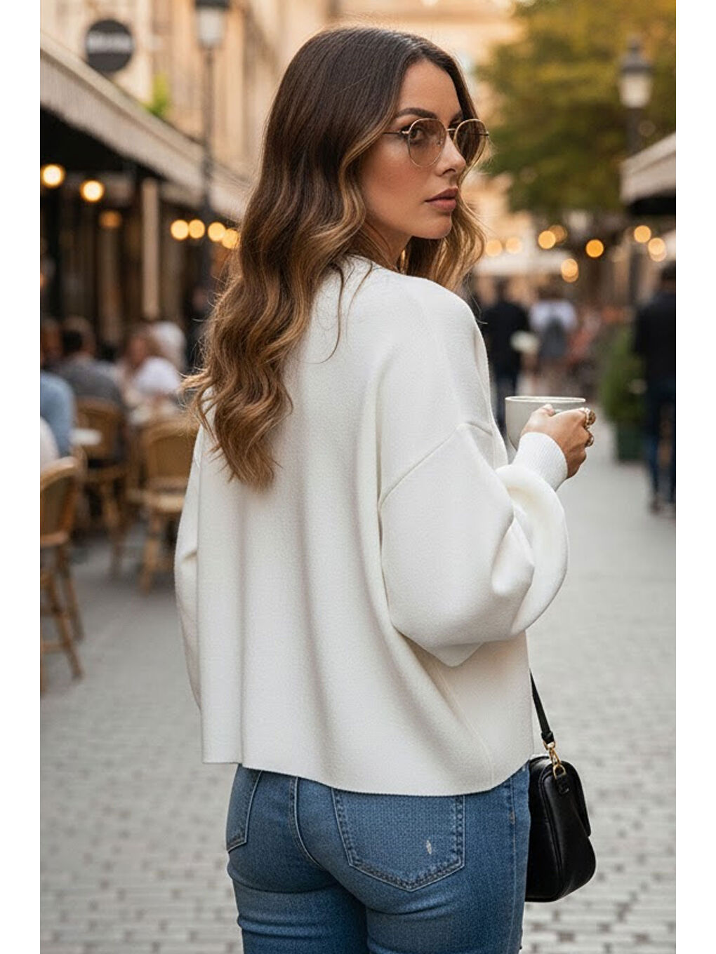 Beyaz Yumuşak Dokulu Mücevher Düğmeli Ceket Görünümlü Triko Hırka-2