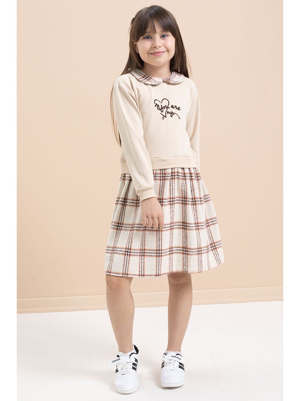 Bej Kız Çocuk Yazı Baskılı Ekose Desenli Elbise 21545