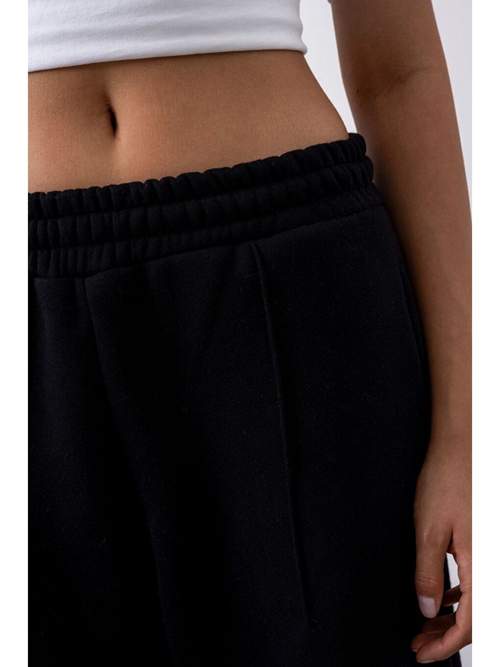 Kadın Chill Bol Paça Siyah Eşofman Alt-3