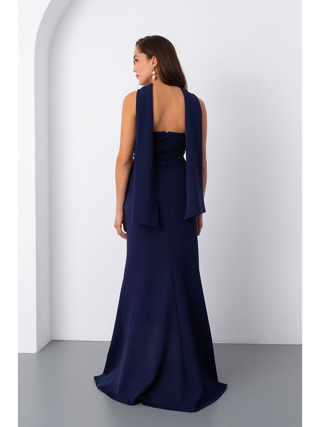 Kadın Lacivert Taş İşlemeli Straplez Uzun Abiye Elbise-5