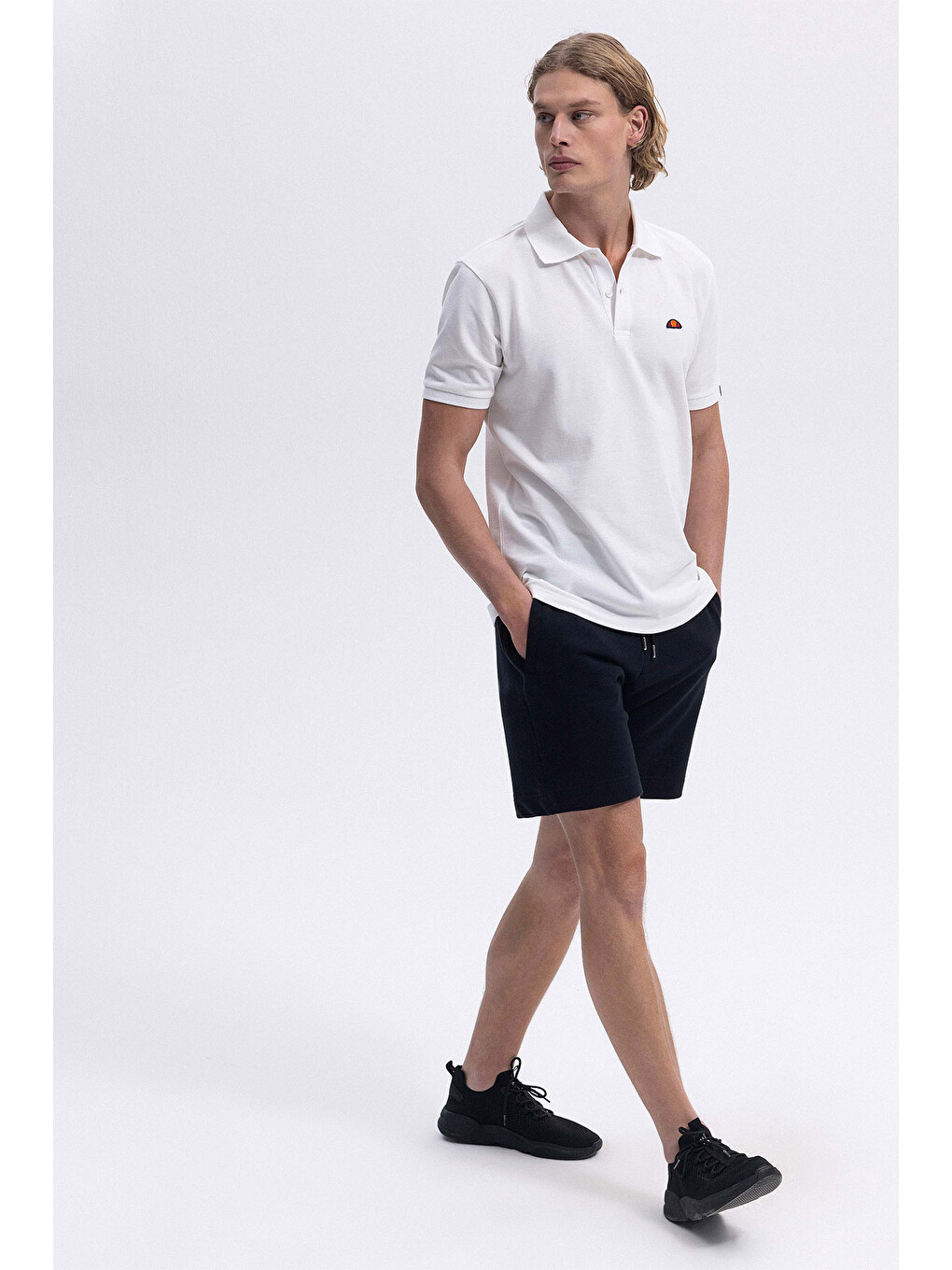 Siyah Pamuklu Regular Fit Logolu Şort EM622-BK-2