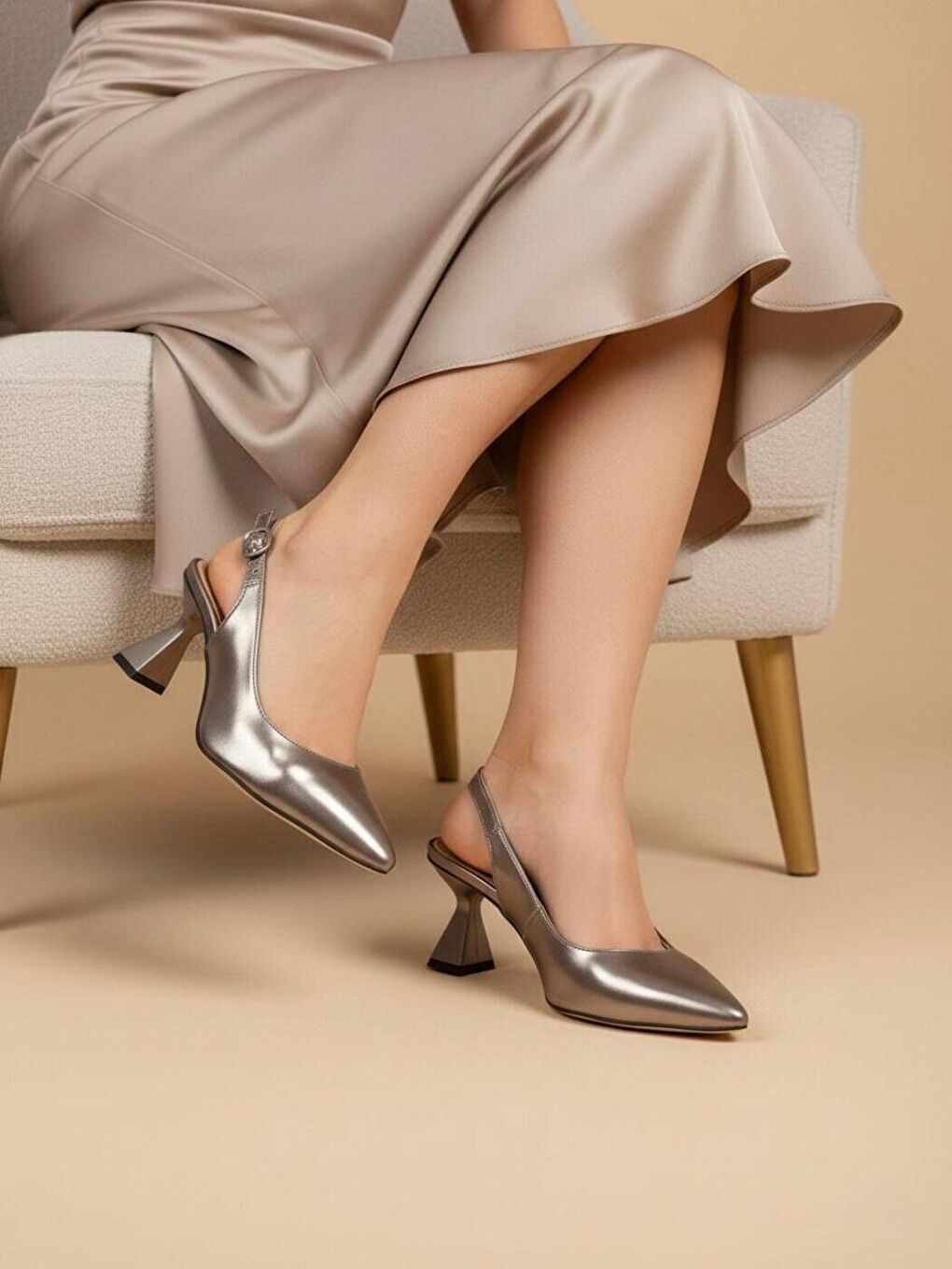 Gri Kadın Harmony Platin Topuklu Ayakkabı