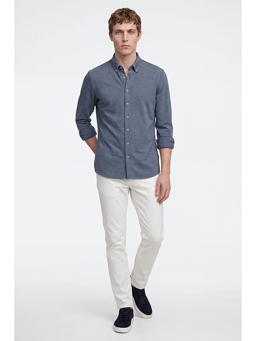 Erkek İndigo Pamuklu Tailored Slim Fit Dar Kesim Düğmeli Yaka Örme Gömlek