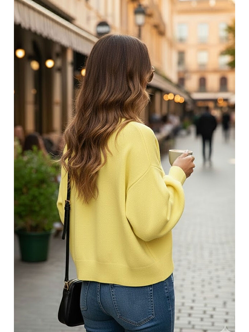 Sarı Yumuşak Dokulu Mücevher Düğmeli Ceket Görünümlü Triko Hırka-2