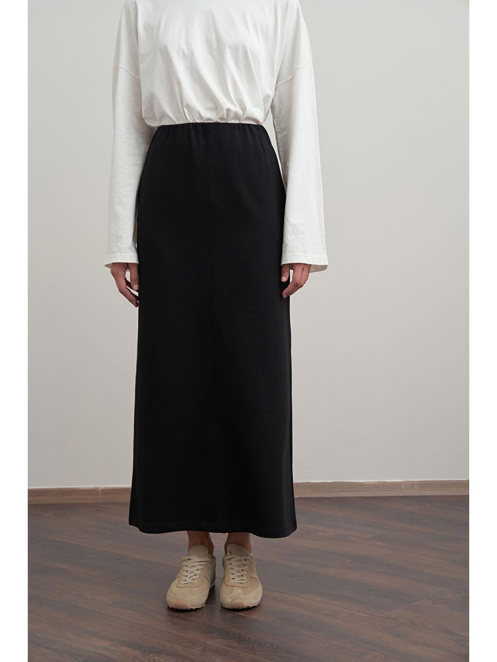 Siyah-Pamuklu Kalem Etek-3