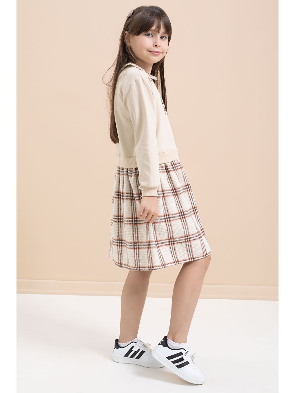 Bej Kız Çocuk Yazı Baskılı Ekose Desenli Elbise 21545-2