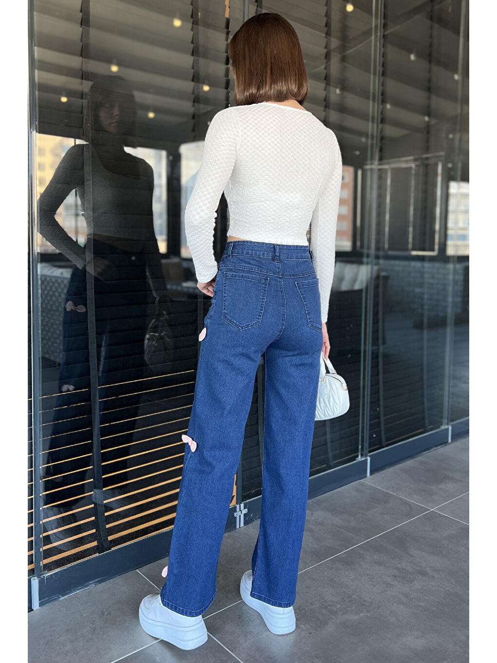 Lacivert Fiyonk Detaylı Yüksek Bel Bol Paça Kadın Jean Pantolon-2