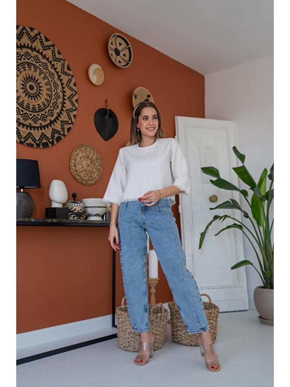 Beyaz Püskül Detaylı Bluz-2