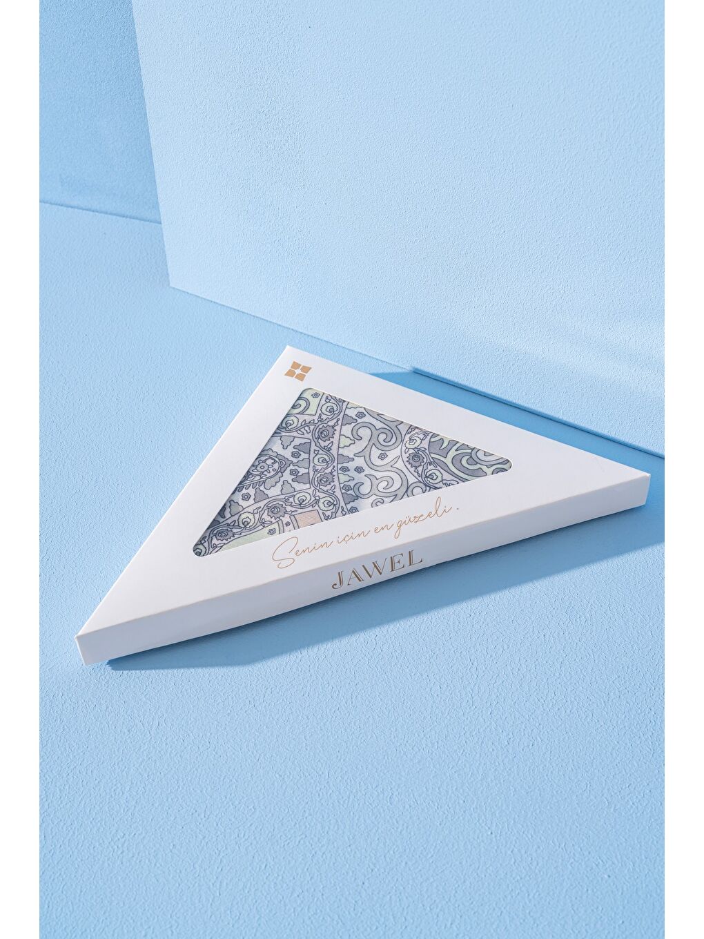 Yeşil Kadın Etnik Desen Soft Tlos Şal-2