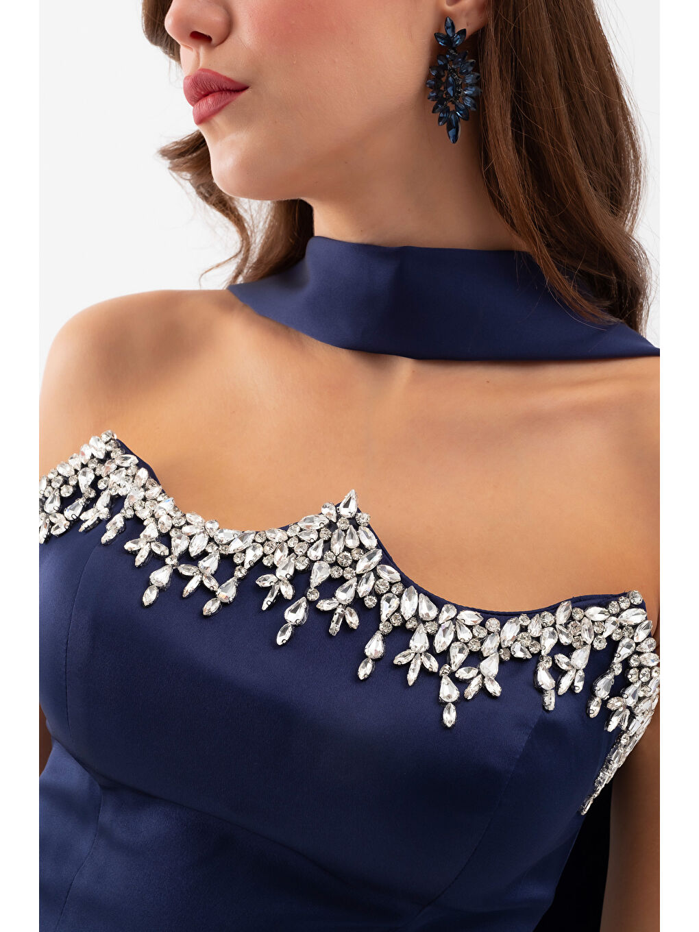 Kadın Lacivert Straplez Taşlı Uzun Saten Abiye Elbise-4