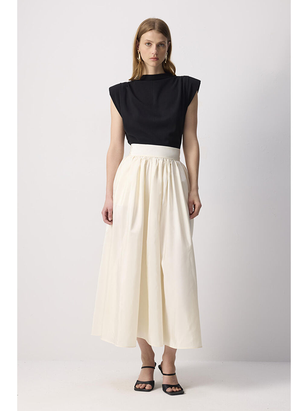 Ekru Beli Büzgülü Tafta Etek-1