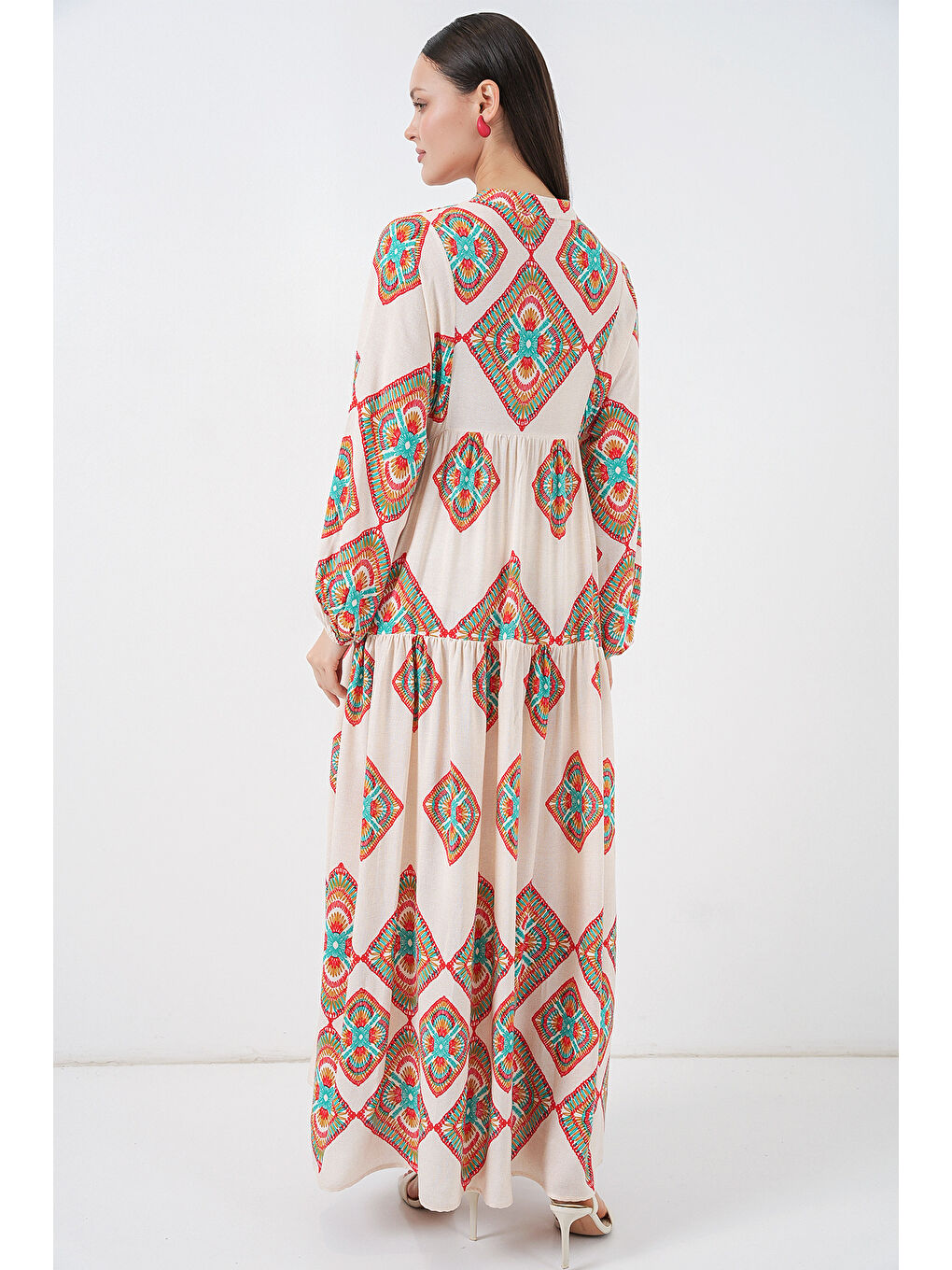 Kadın Desenli Uzun Tesettür Elbise 2585 - Bej-5