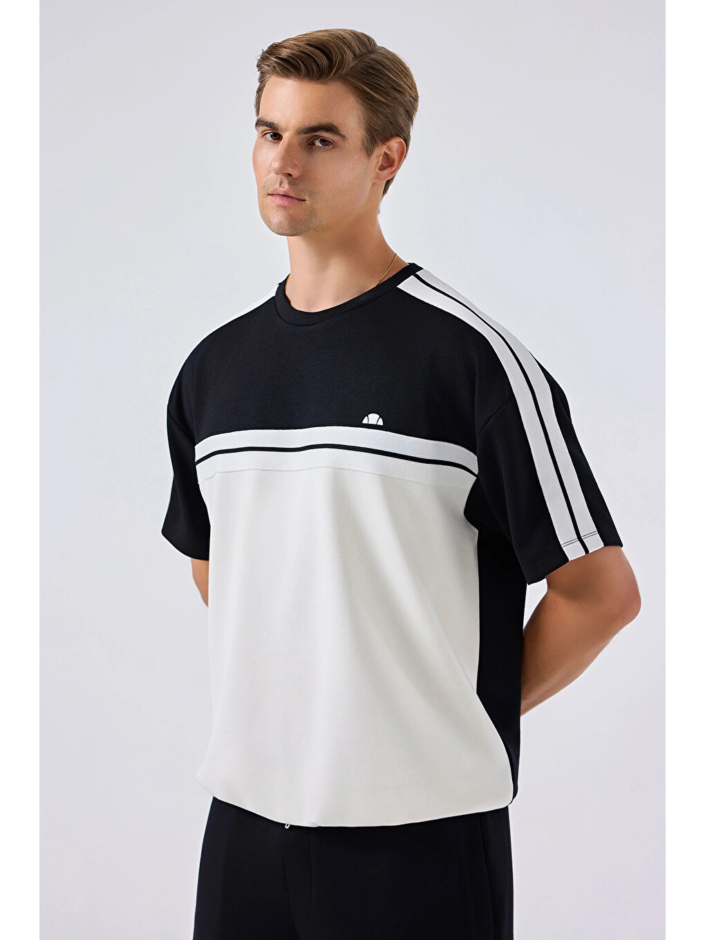 Siyah Logolu Modal Karışımlı Relaxed Fit T Shirt 6SM5034-BK
