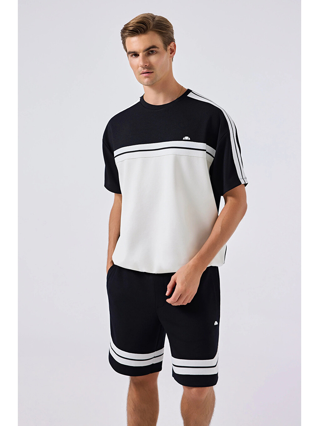 Siyah Logolu Modal Karışımlı Relaxed Fit T Shirt 6SM5034-BK-1