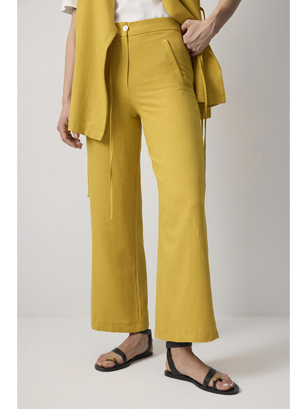 Sarı Doğal Dokulu Kruvaze Yelek Pantolon Takım-4